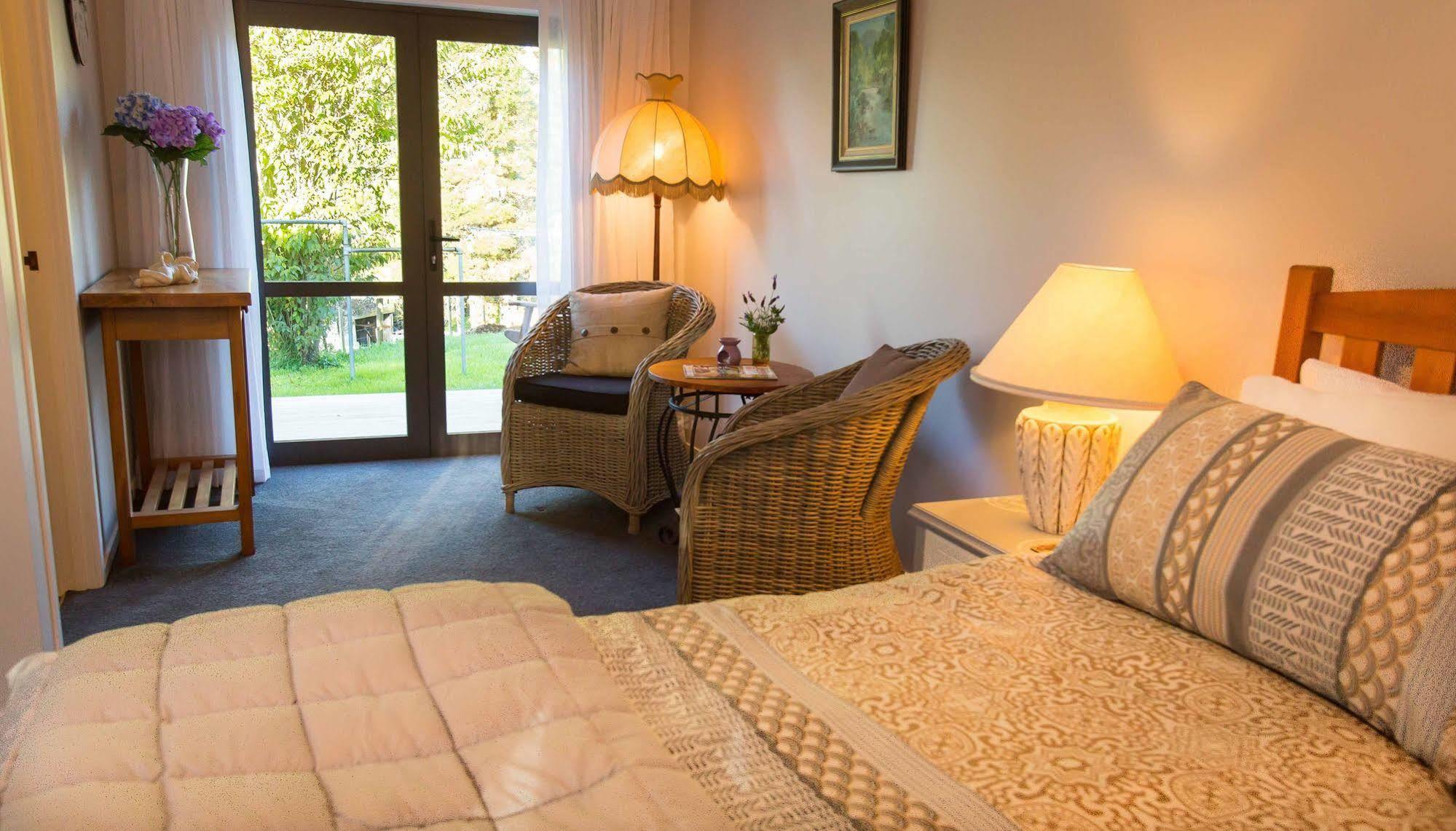 Rolling Hills Country Stay B&B Тауранга Экстерьер фото